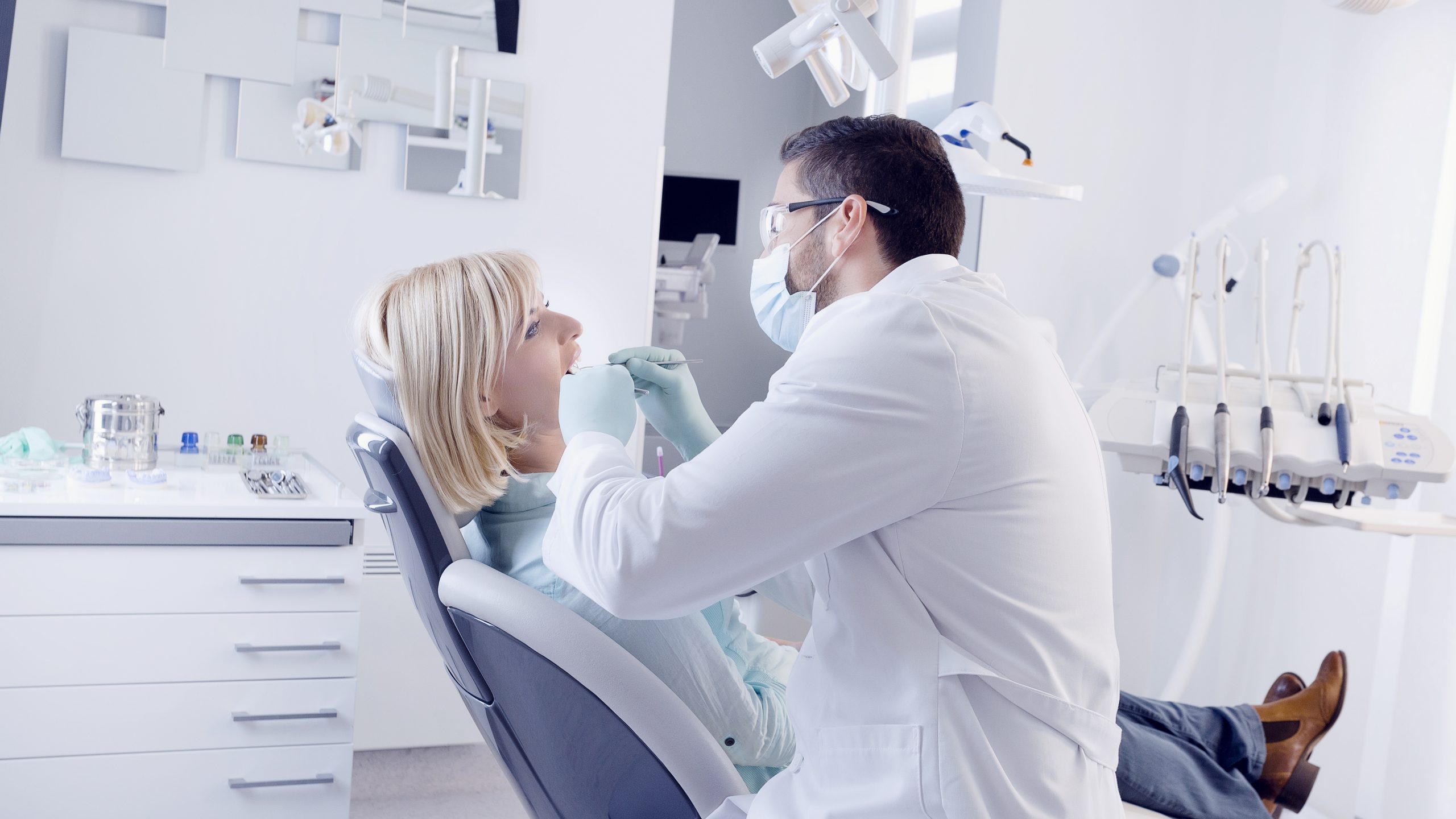 Dentist in Iola, WI
